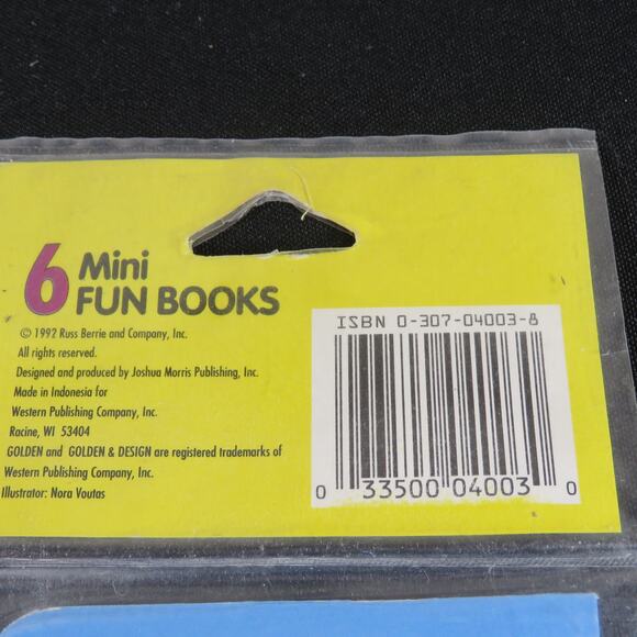 Vintage 1992 Trolls Mini Fun Books Set - Golden Books - Collectible Activity Set - Picture 10 of 16